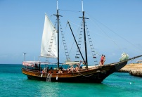 Caribbean Island travel getaway: Aruba, the Lesser Antilles